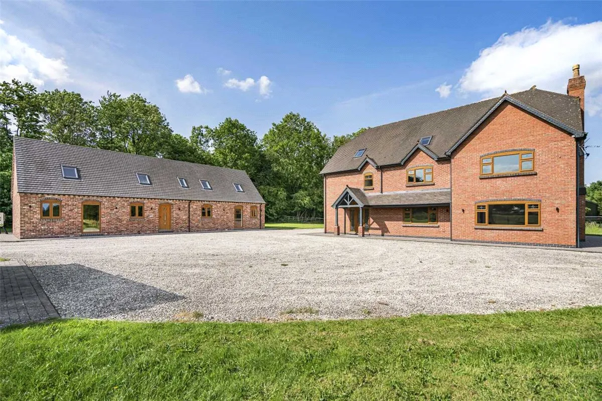 14 bed house to rent, Yarnfield Lane, Yarnfield, ST15