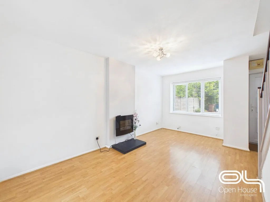 Coronation Road, Stafford, ST16, photo 4