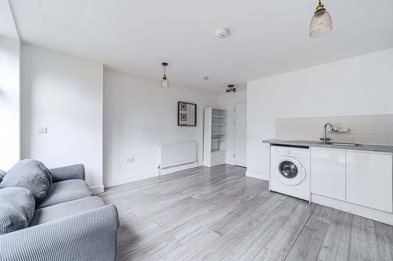 Ground Floor, 132 St Dunstans Road, London, photo 12