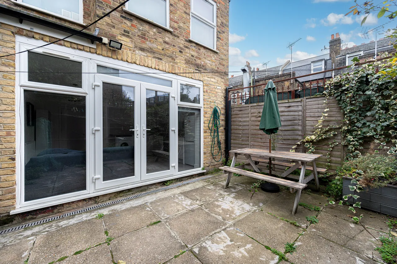 Ground Floor, 132 St Dunstans Road, London, photo 4