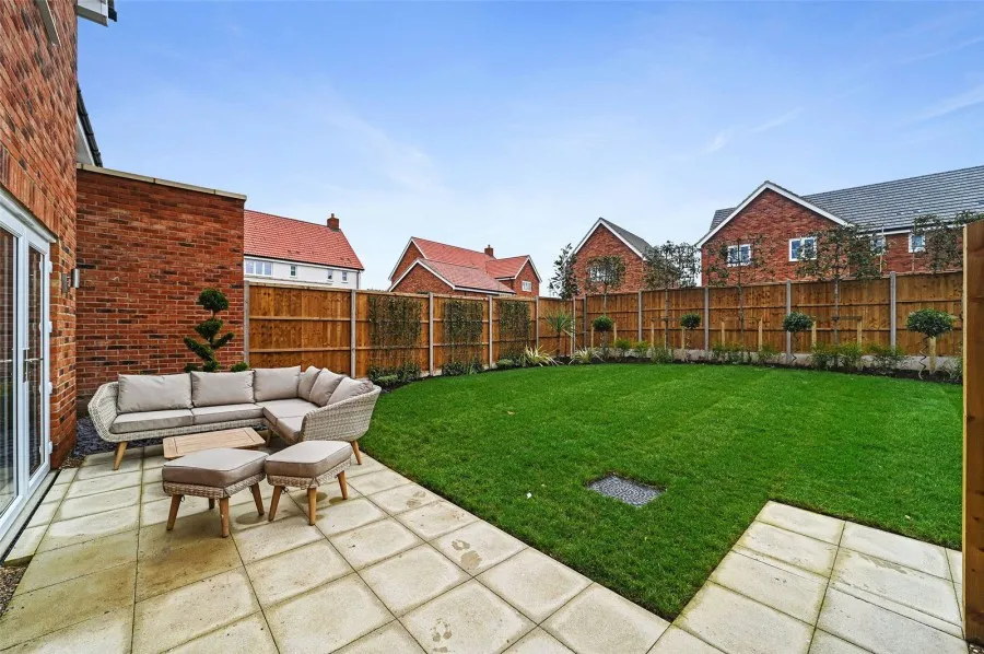 with 4 bedrooms in Great Chesterford, Nr Saffron Walden, CB10, photo 19