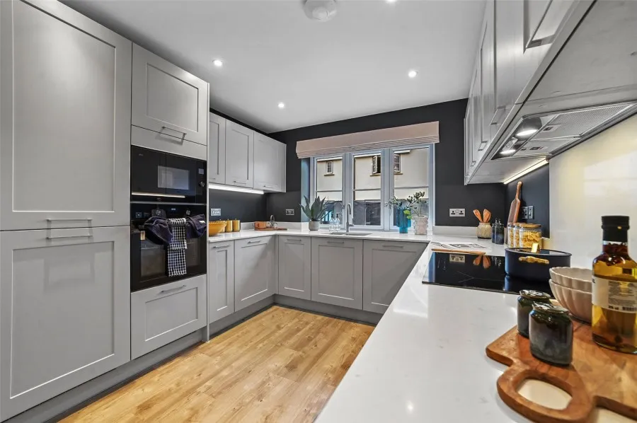 with 4 bedrooms in Great Chesterford, Nr Saffron Walden, CB10, photo 5