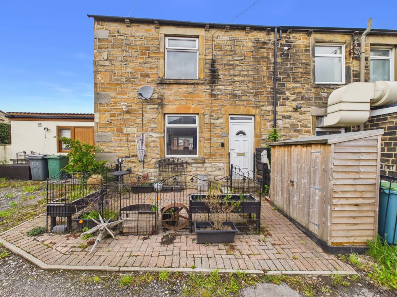 White Lee Road, Batley, WF17, photo 18