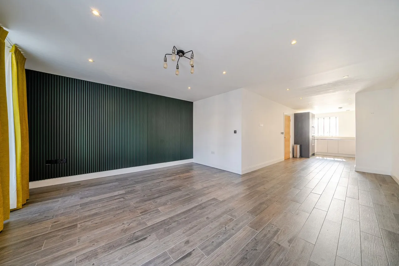 Bruce Grove, BR6, photo 17