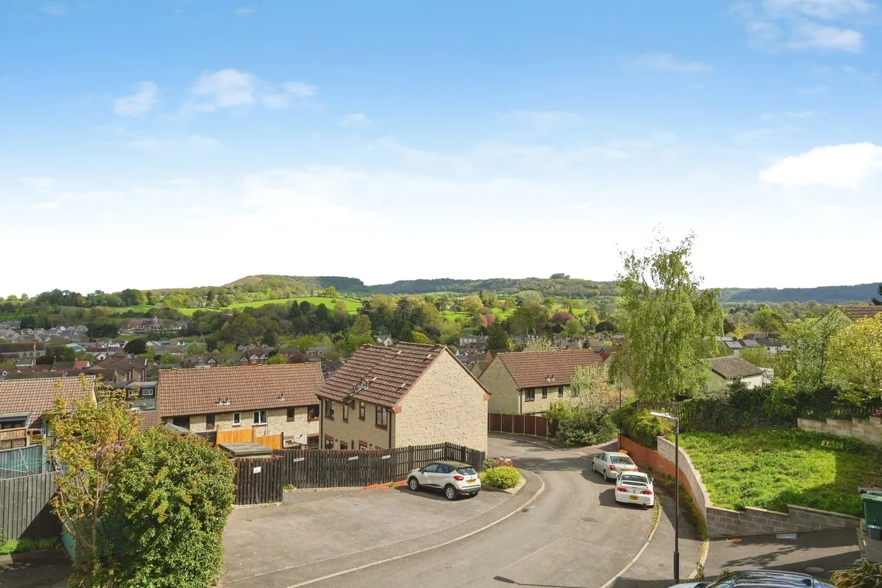 Weavers Close, Dursley, GL11, photo 12