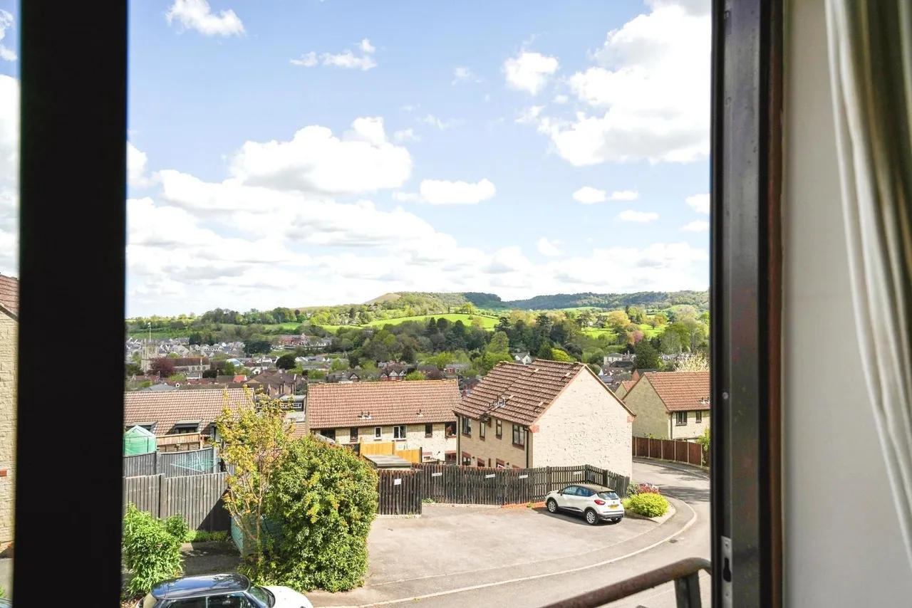 Weavers Close, Dursley, GL11, photo 14