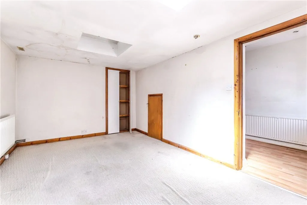 Croft Road, London, SW16, photo 12