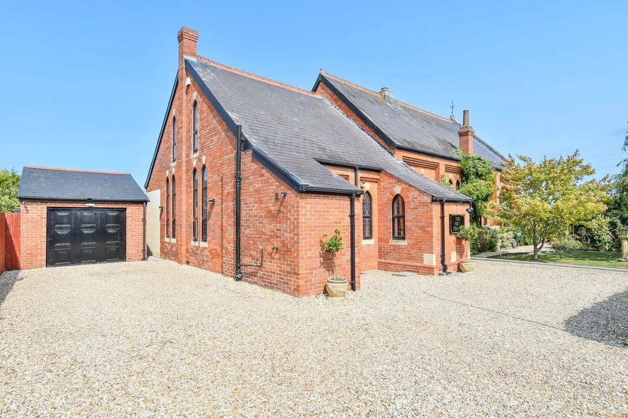 Church Road, East Huntspill, TA9, photo 37