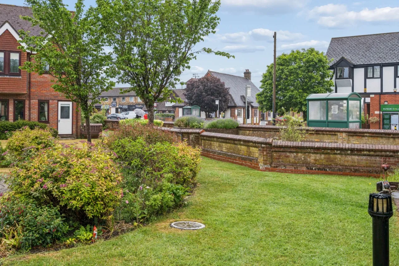 Giles Gate, Prestwood, HP16, photo 15