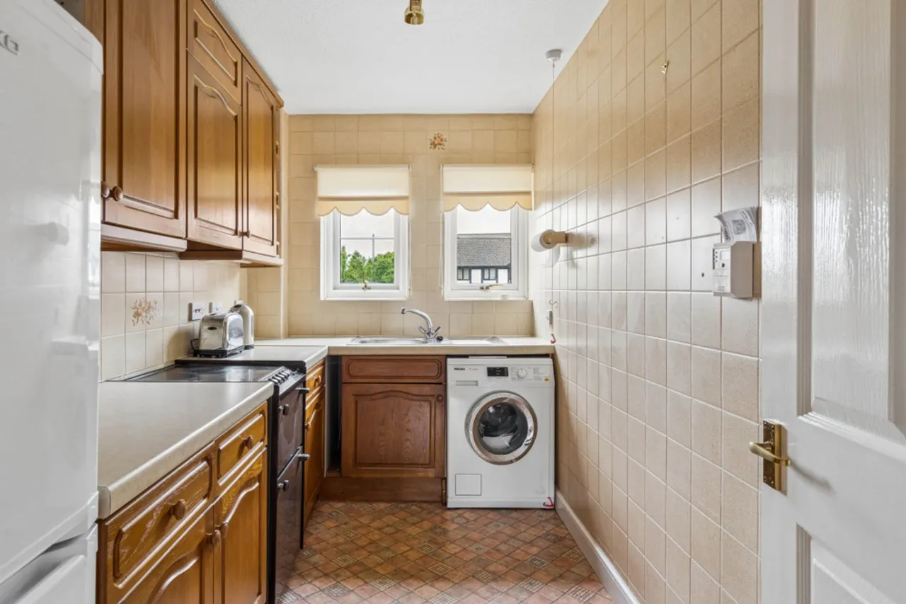 Giles Gate, Prestwood, HP16, photo 12