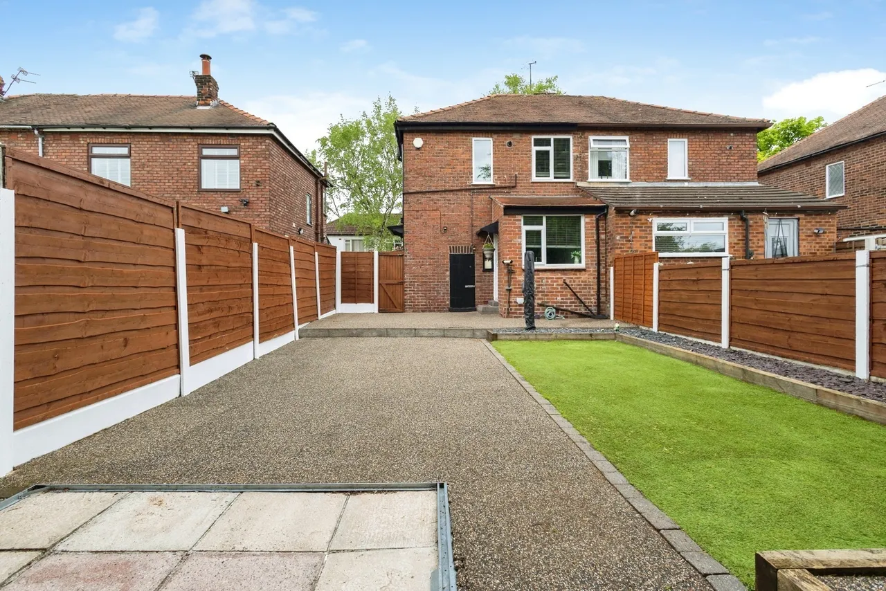 Marina Avenue, Denton, Manchester, Greater Manchester, M34, photo 16