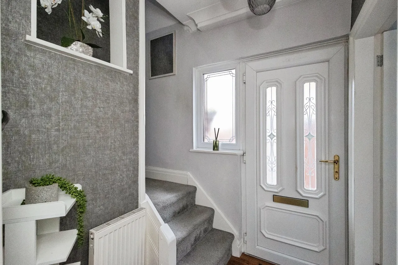 Marina Avenue, Denton, Manchester, Greater Manchester, M34, photo 4