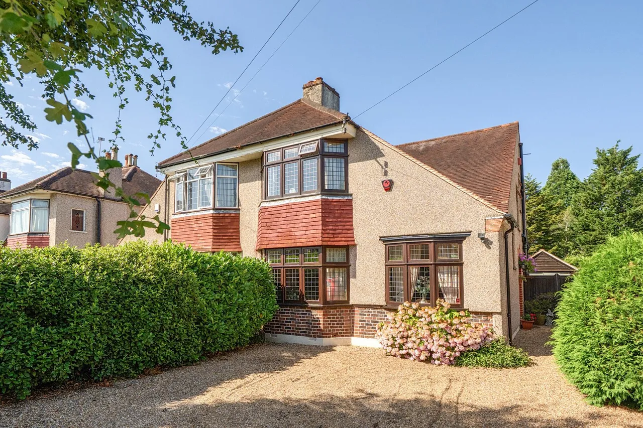 3 bed house for sale — Hawes Lane, BR4