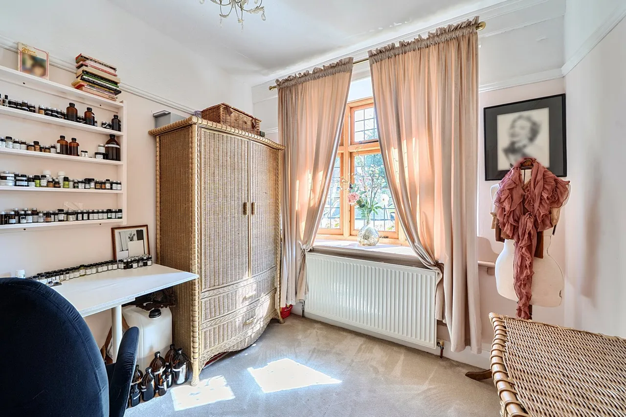 Hawes Lane, BR4, photo 13