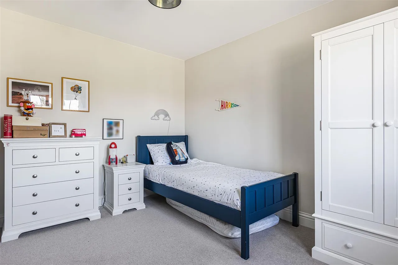 Townend, Steeple Aston, photo 21