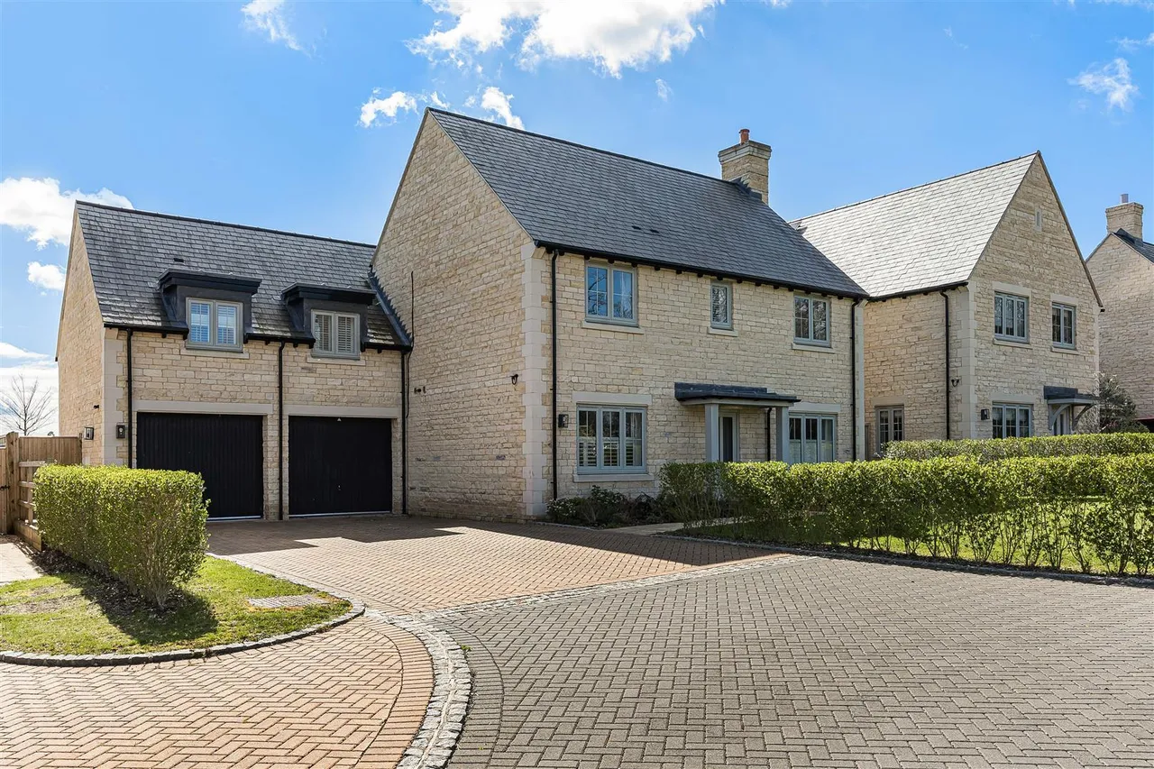 Townend, Steeple Aston, photo 18