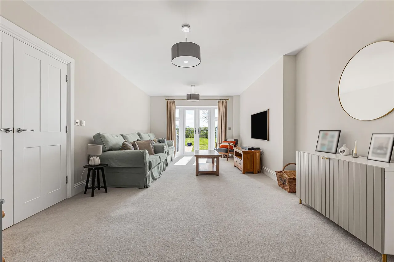 Townend, Steeple Aston, photo 9