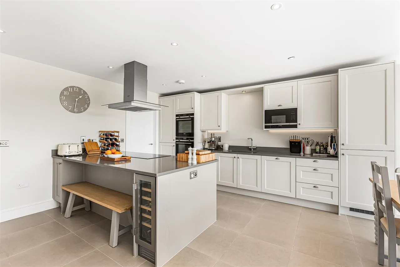Townend, Steeple Aston, photo 26