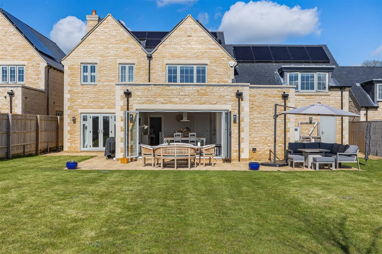 Townend, Steeple Aston, photo 40