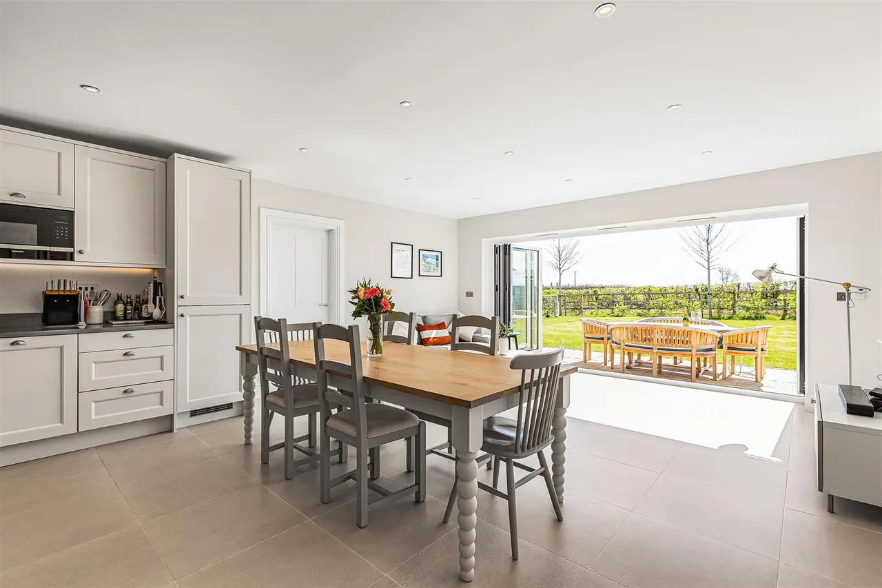 Townend, Steeple Aston, photo 3