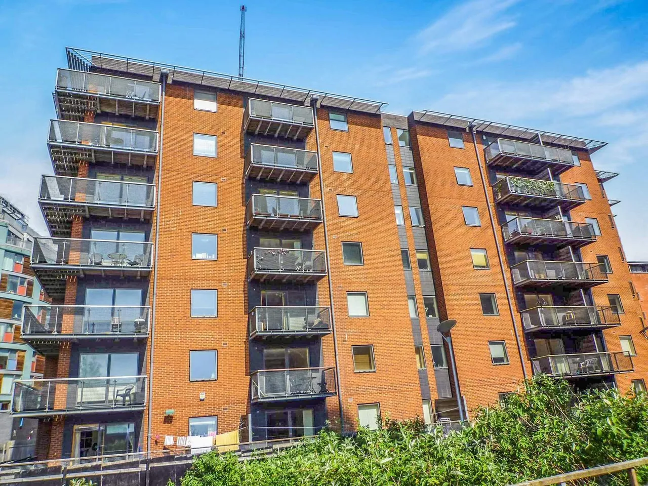 Lower Chatham Street, Southern Gateway, M1, photo 10