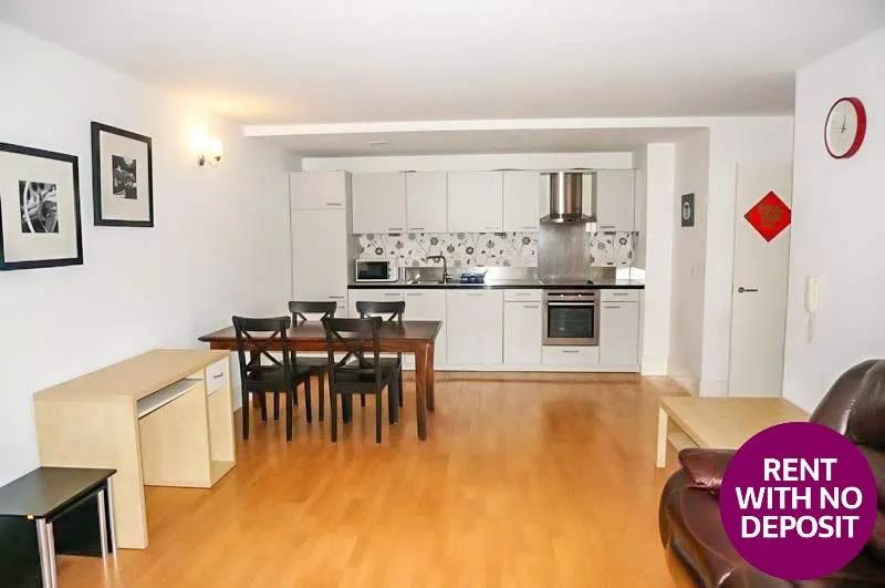 Lower Chatham Street, Southern Gateway, M1, photo 5