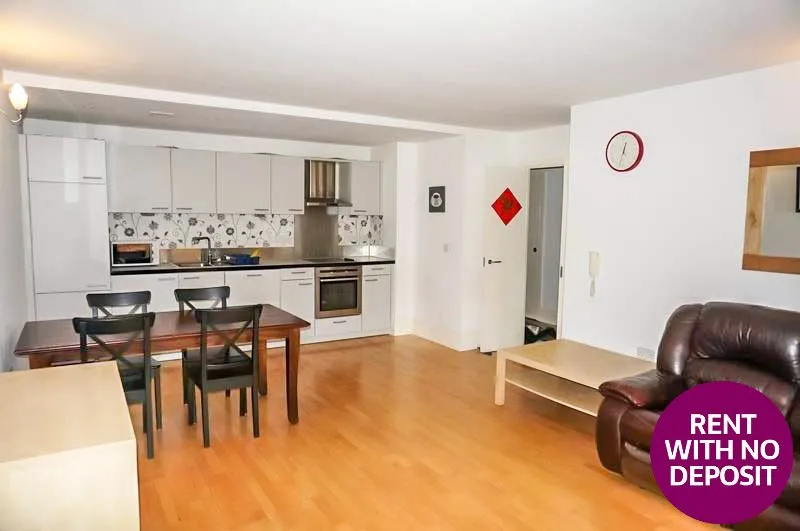 Lower Chatham Street, Southern Gateway, M1, photo 4