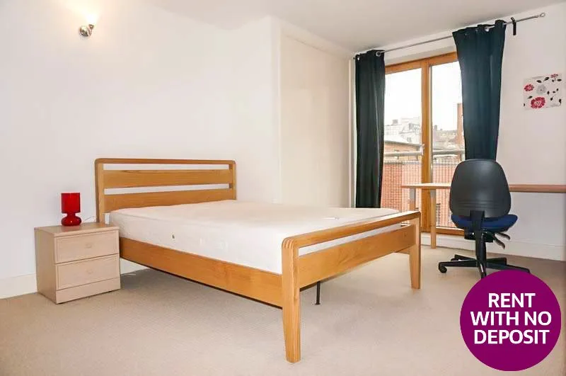 Lower Chatham Street, Southern Gateway, M1, photo 6