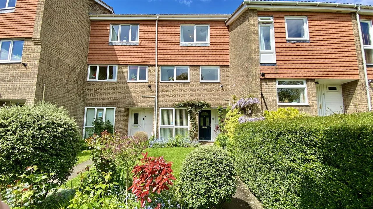 4 bed house for sale — Linton Glade, Croydon, CR0 9LU