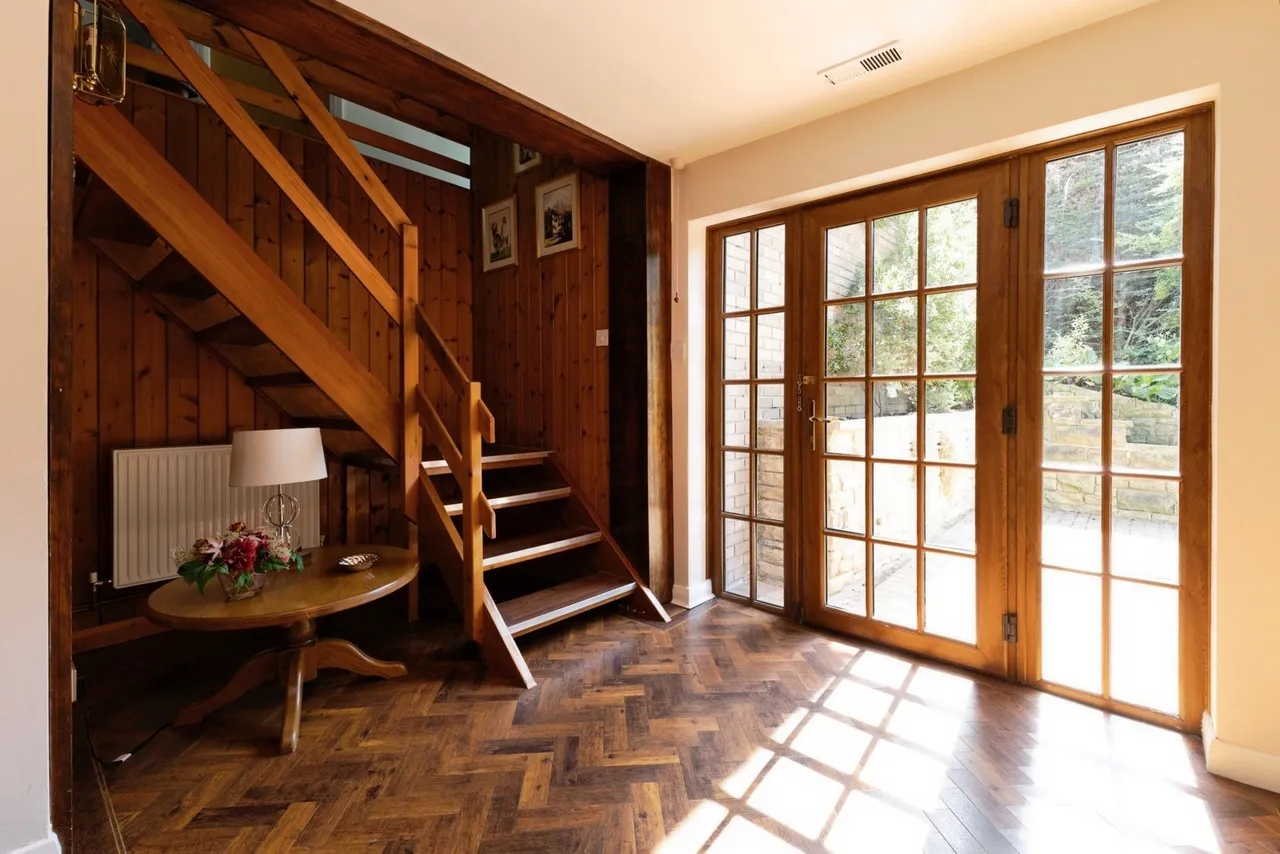 Valley Drive, Yarm, TS15, photo 4