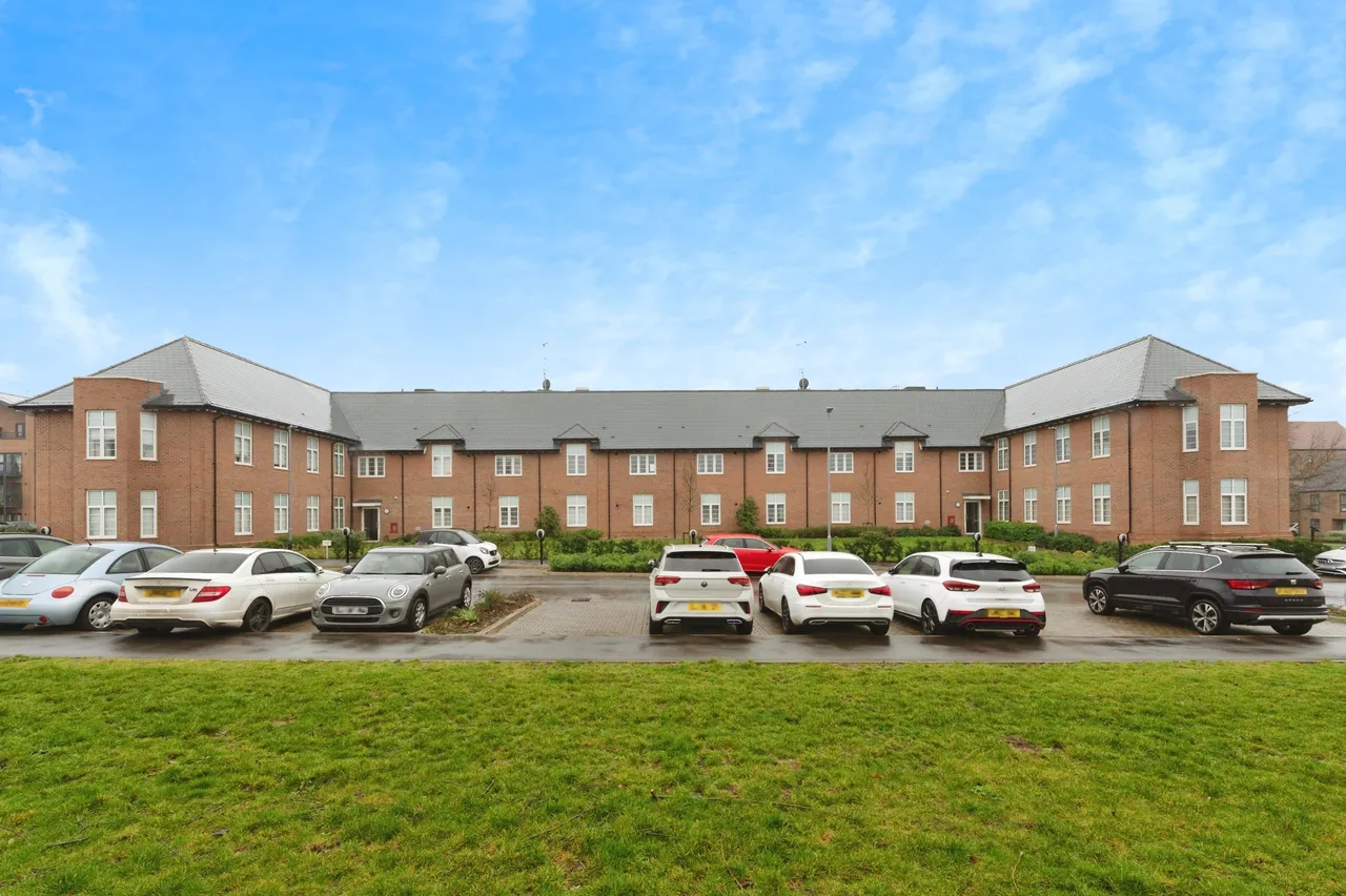 Whittle Drive, Hornchurch, RM12, photo 17