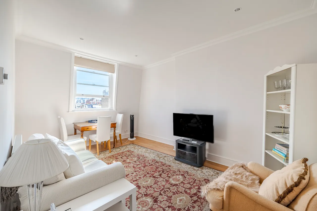 2 bed flat to rent, Beaufort Street, Kensington and Chelsea, SW3
