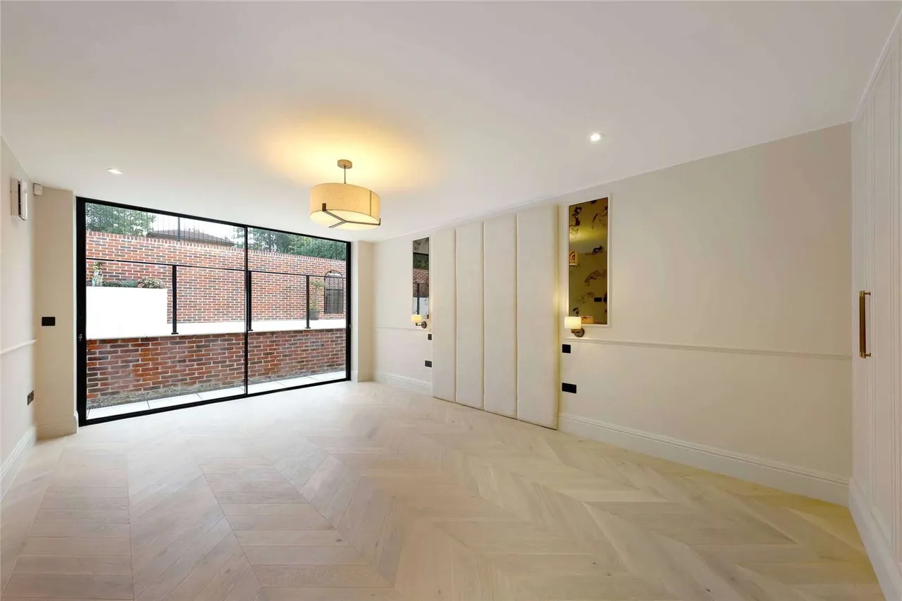 Ledborough Lane, Beaconsfield, Buckinghamshire, HP9 2DG, photo 7