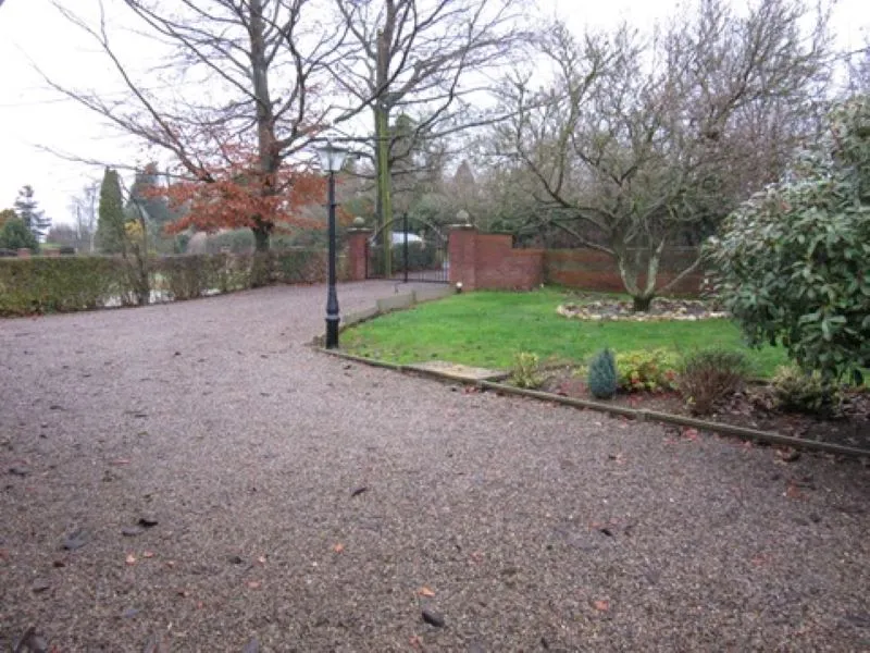 Lynn Road, Stoke Ferry, PE33, photo 2