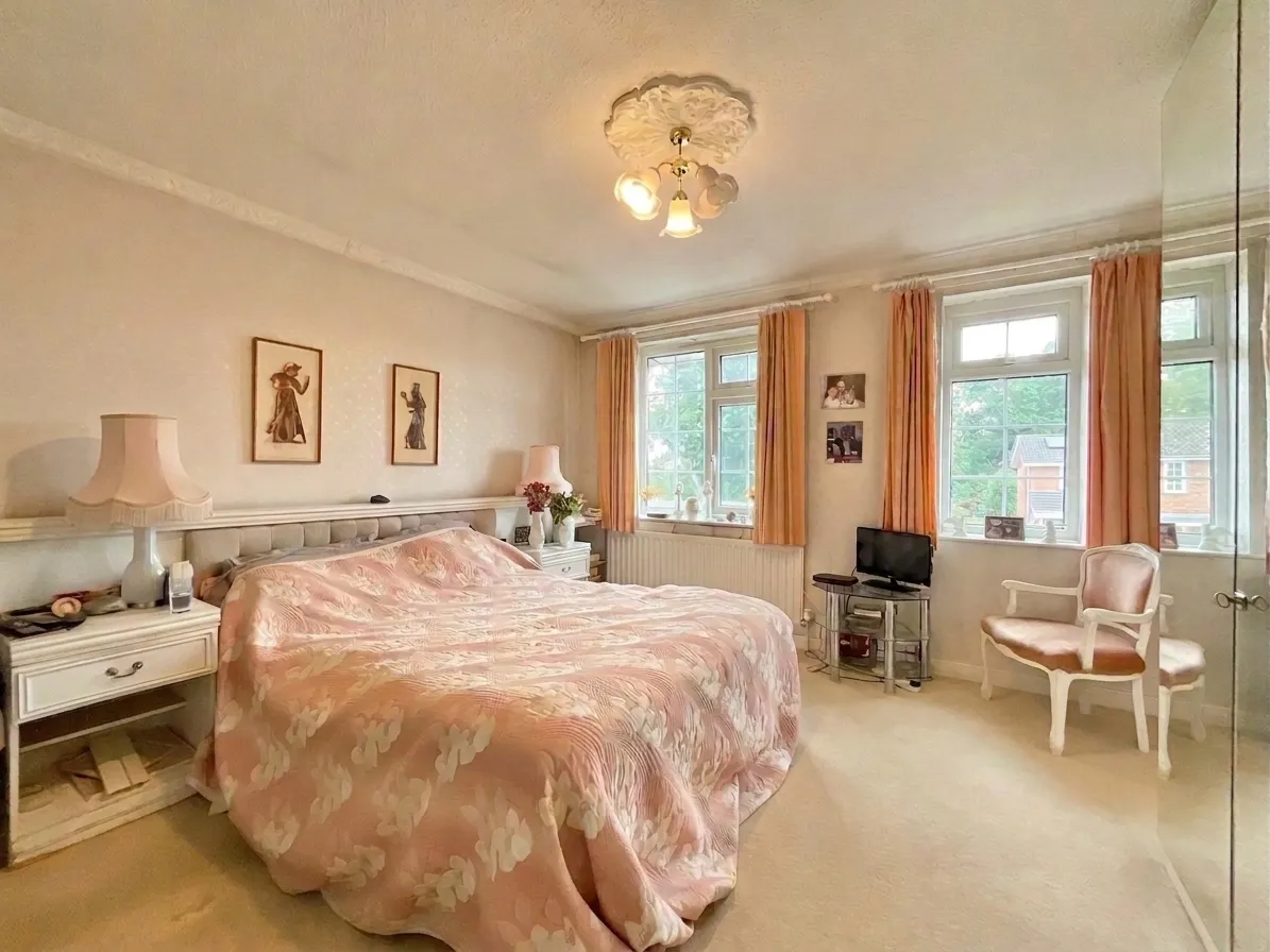 Kenilworth Close, Wistaston, CW2, photo 8