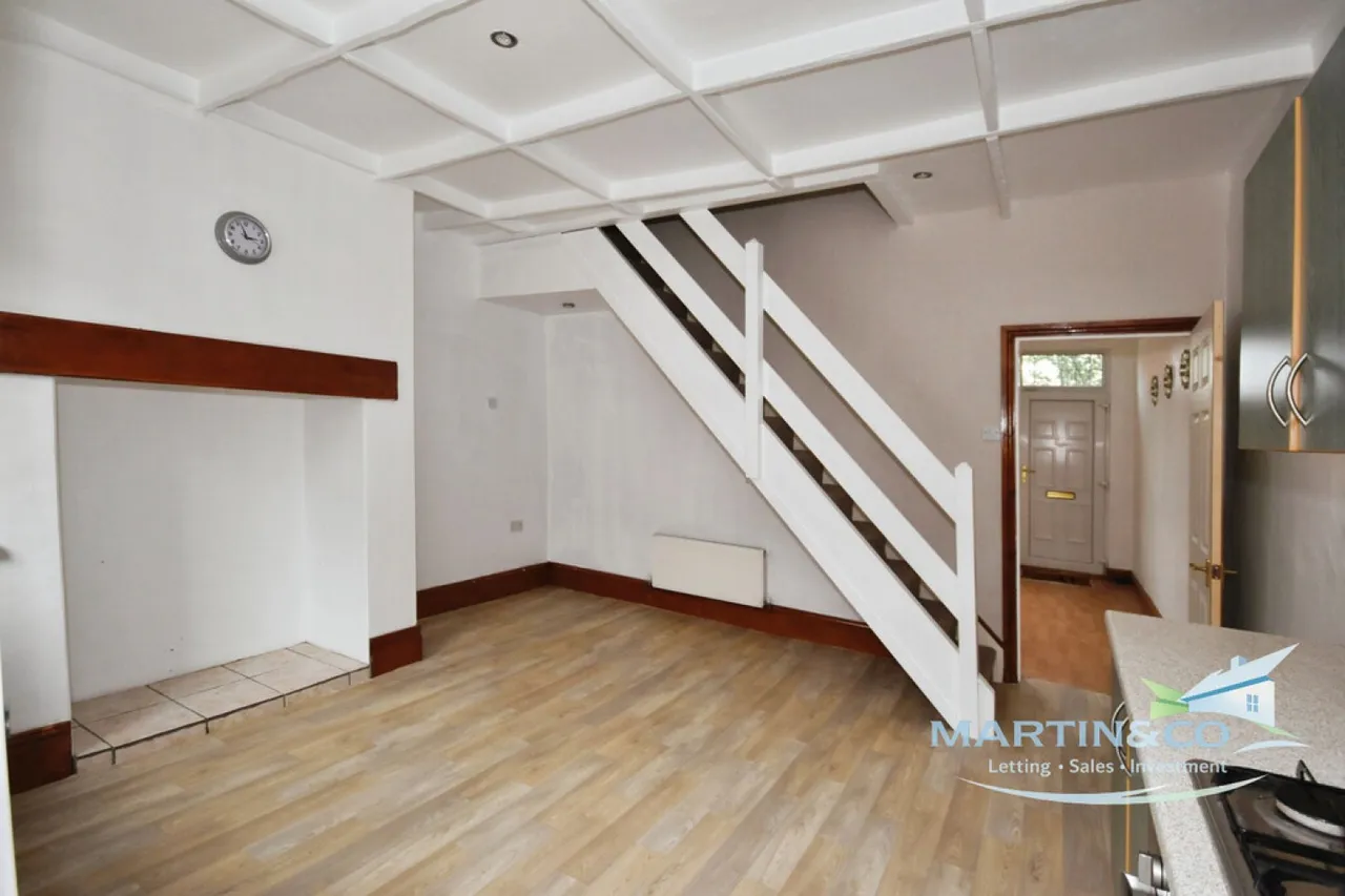 Maud Street, Syke, OL12, photo 4
