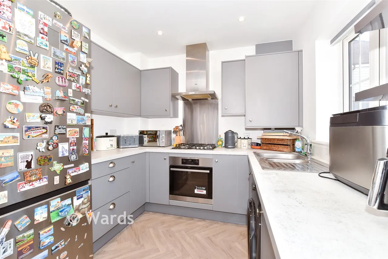 Joy Drive, Tonbridge, TN12, photo 2