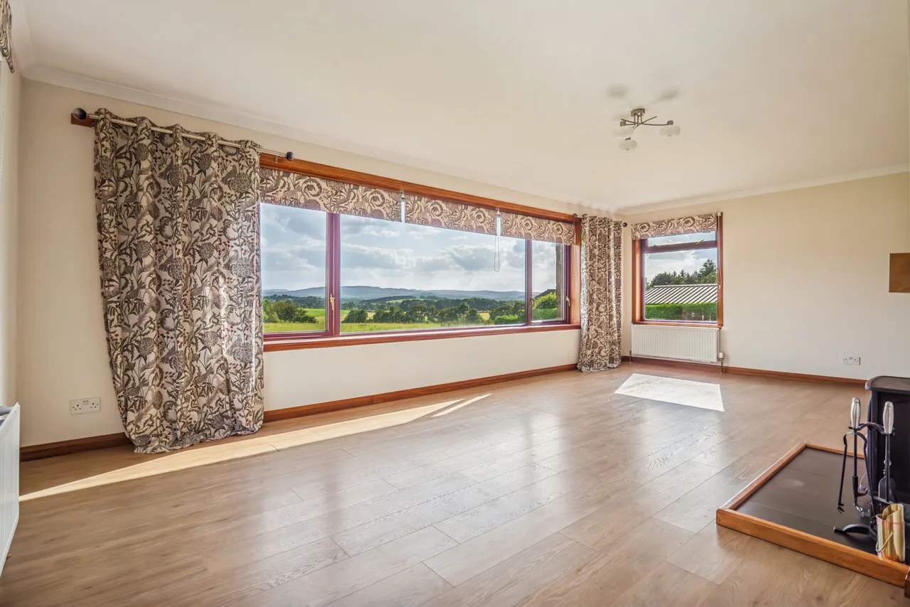 Indians Farmhouse, Indians Road, Balfron Station, by Glasgow, G63 0QN, photo 4