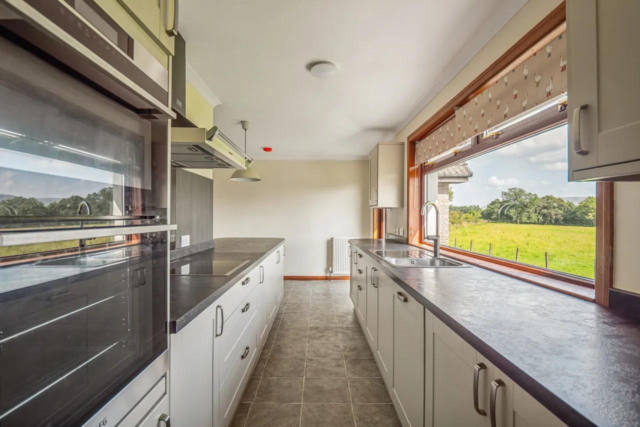 Indians Farmhouse, Indians Road, Balfron Station, by Glasgow, G63 0QN, photo 8