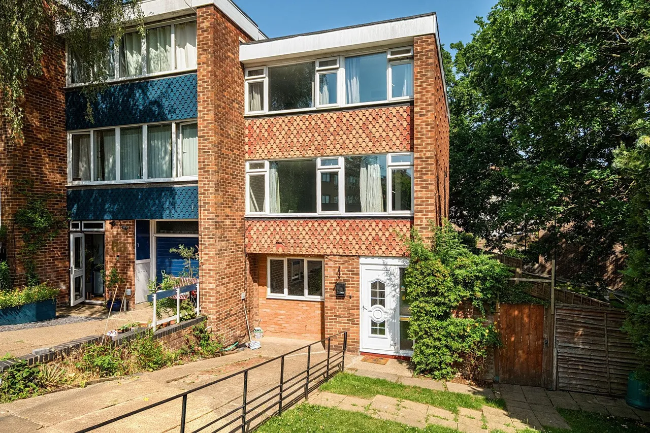 4 bed house for sale — White Lodge, SE19