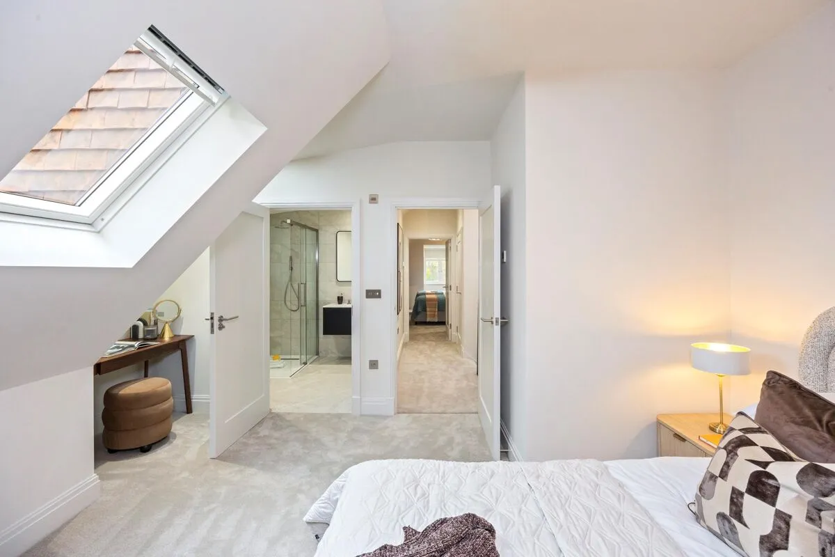 Leatherhead Road, Oxshott, KT22, photo 21