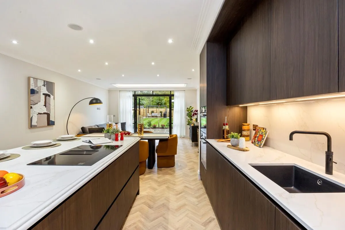 Leatherhead Road, Oxshott, KT22, photo 5
