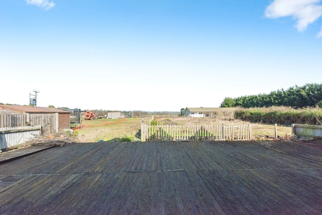 Isleham Road, Worlington, Bury St. Edmunds, Suffolk, IP28, photo 3