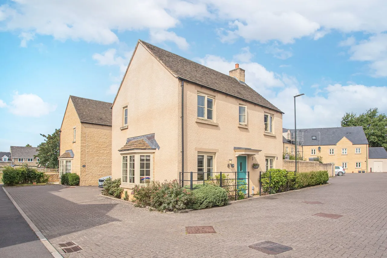 De Borg Close, Tetbury, photo 15