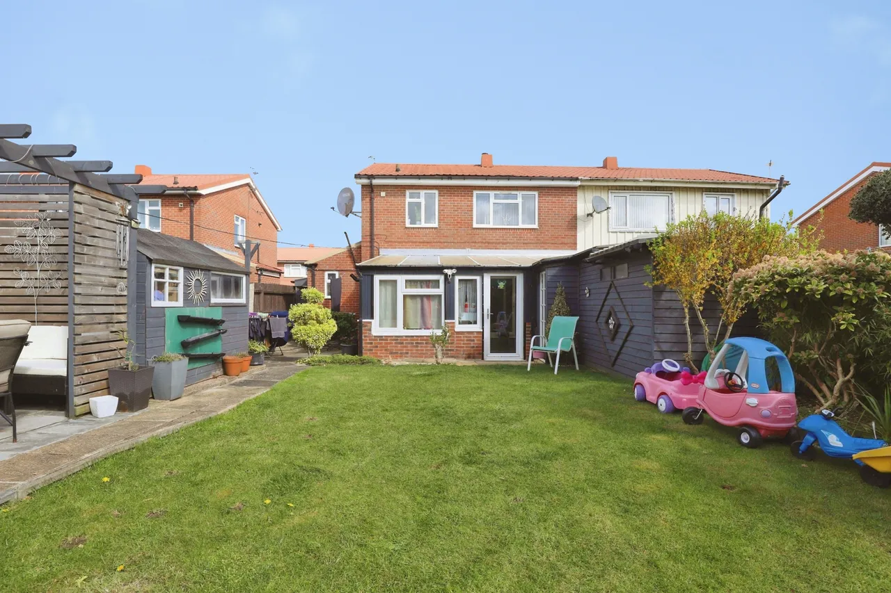 Elliot Close, Grantham, NG31, photo 13