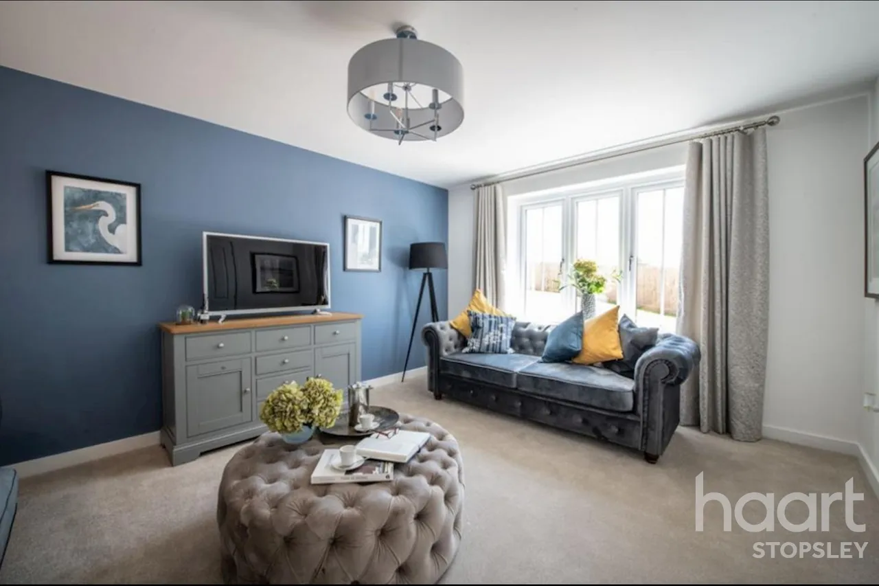 The Briarwood, Arlesey Village, SG15, photo 6