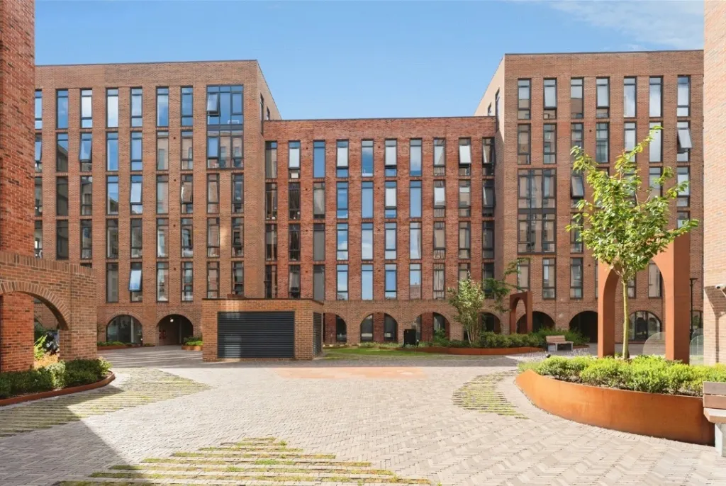 Neptune Place, Liverpool, L8, photo 2