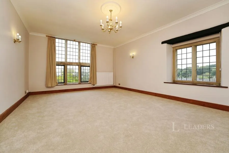 Chapelfields, Randwick, GL6, photo 5