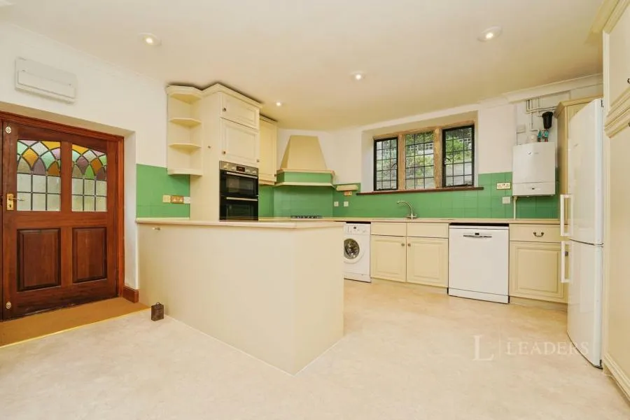 Chapelfields, Randwick, GL6, photo 11
