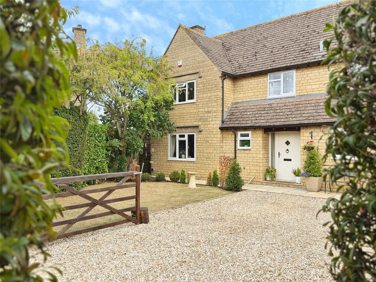 4 bed house for sale, Main Street, Dumbleton, WR11